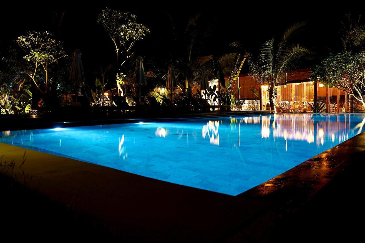 Hotel Segara Lombok Selong Belanak Exterior foto