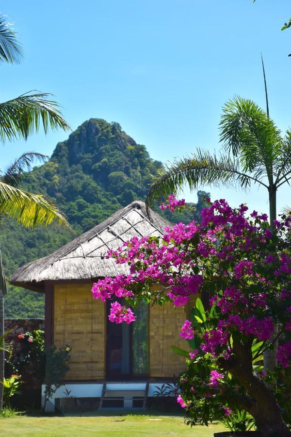 Hotel Segara Lombok Selong Belanak Exterior foto