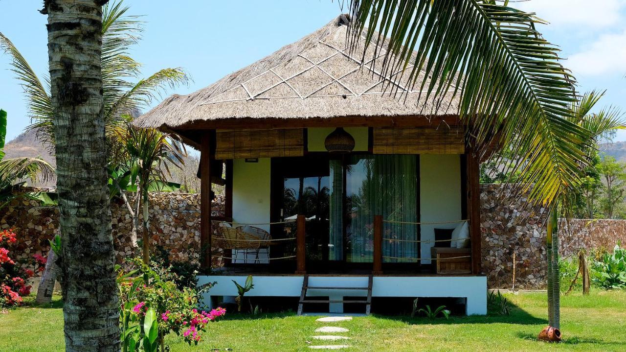Hotel Segara Lombok Selong Belanak Exterior foto